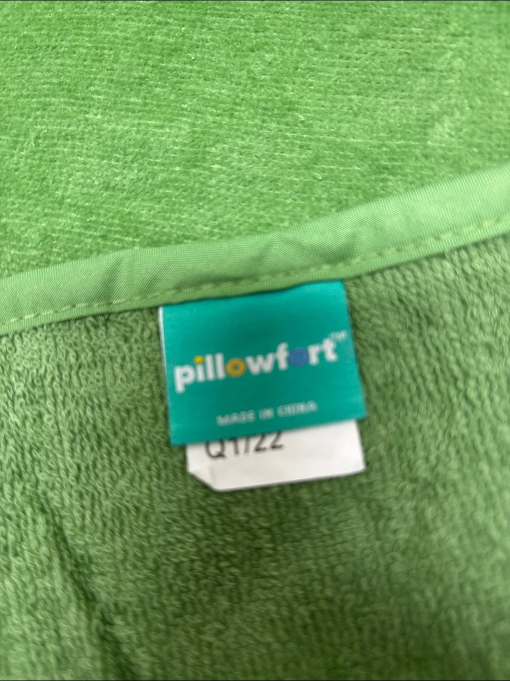 Pillowfort Alligator Kid Hooded Towel 25